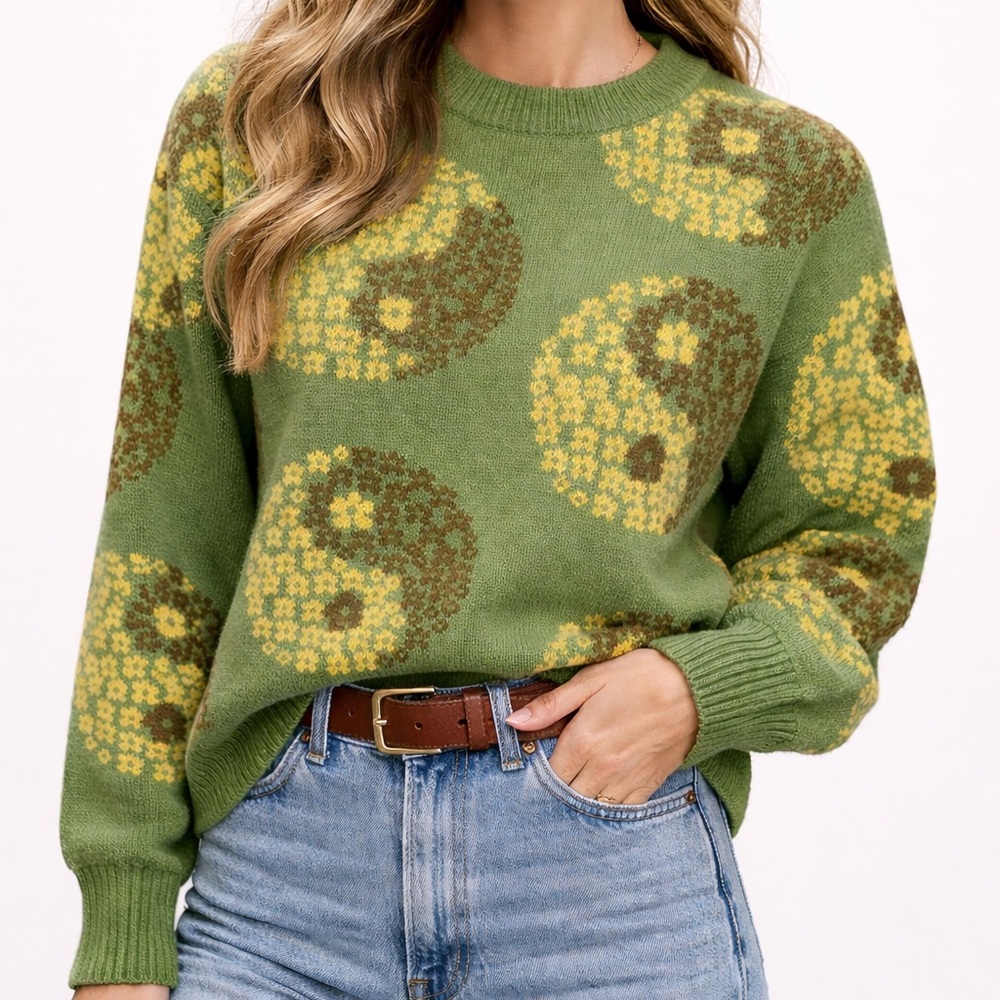 NWT Witty Fox Floral Ying Yang Sweater